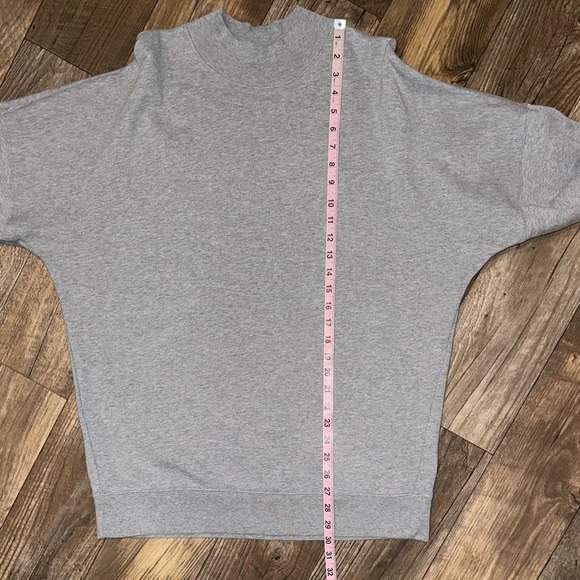 SOLD 💕Reformation Grey Mock Neck Oversized Pullover Sweatshirt - Picture 10 of 11